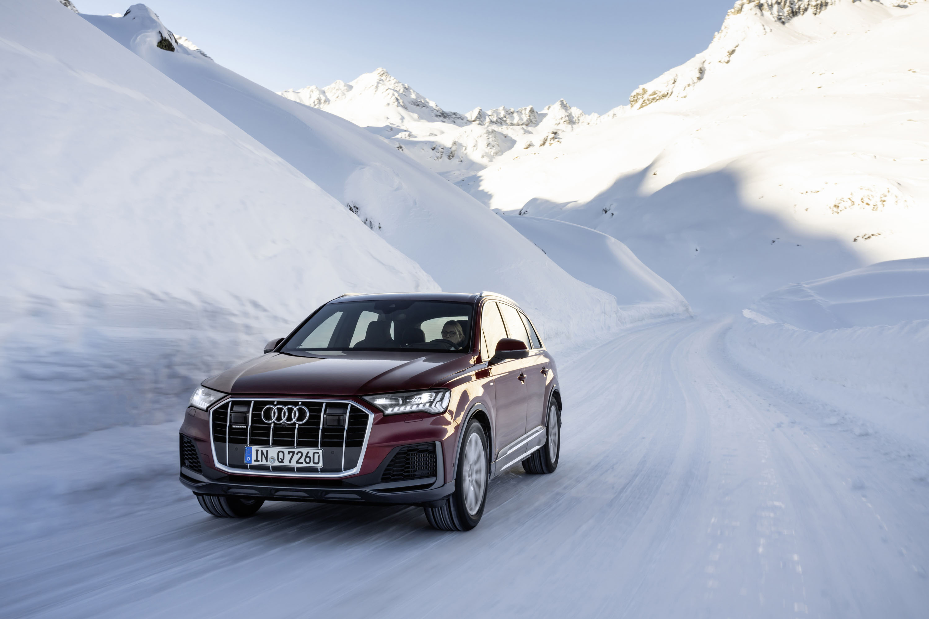 Audi Q7 photo #4