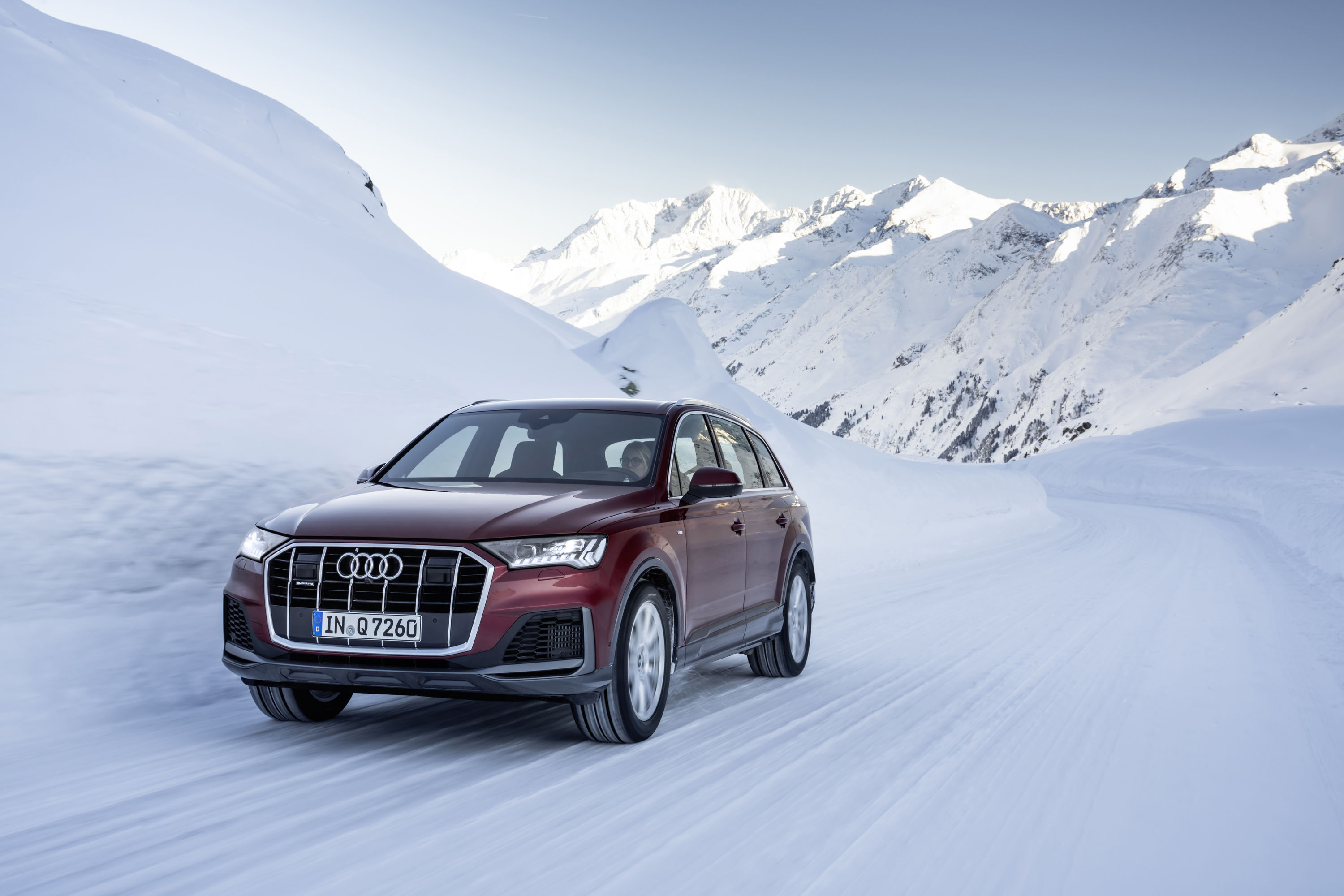 Audi Q7 photo #5