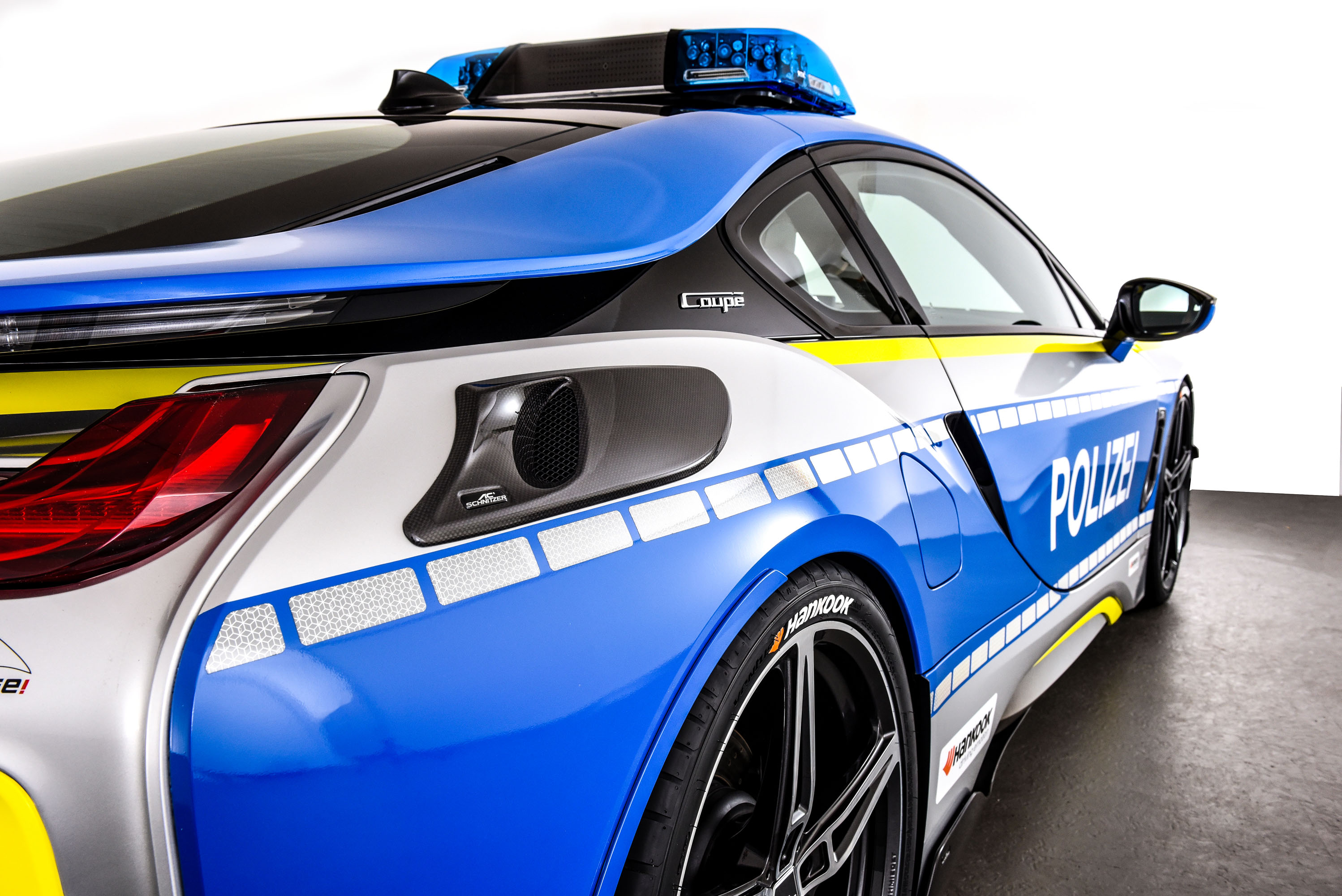 BMW i8 Police photo #20