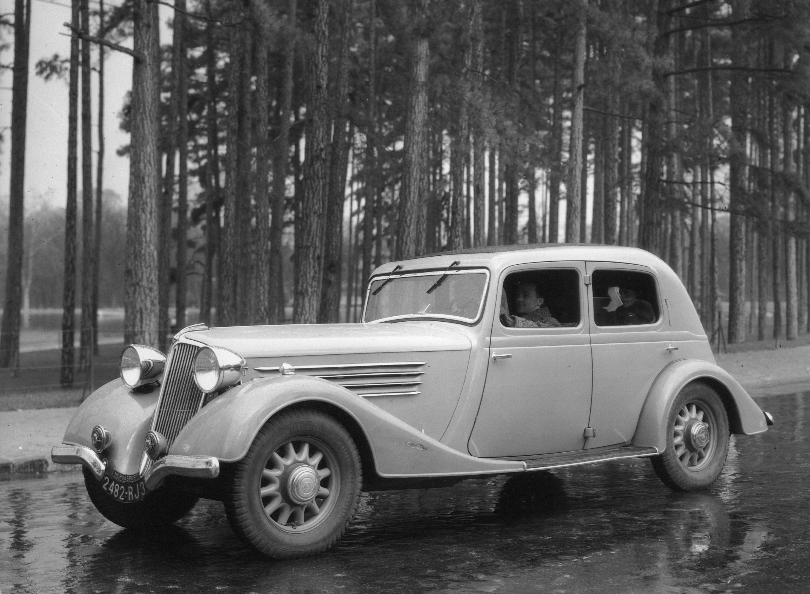 Renault 30. Renault 1932. 1935 Renault Nervasport .. Renault 1930.