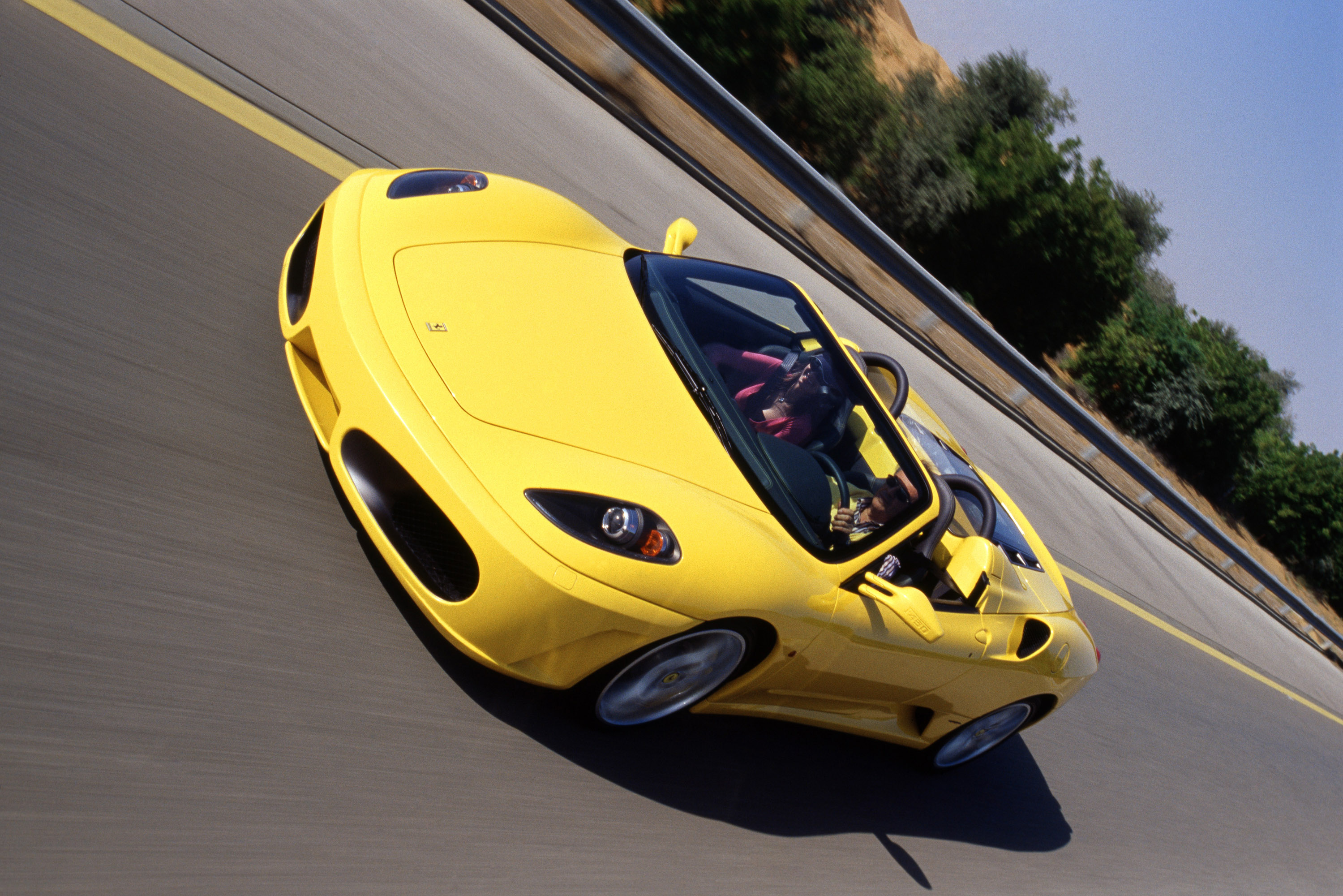 Спайдер машина. Феррари f430 Spider. Ferrari f430 Spider f1. Феррари 430 Спайдер. Ferrari f430 Spider Yellow.
