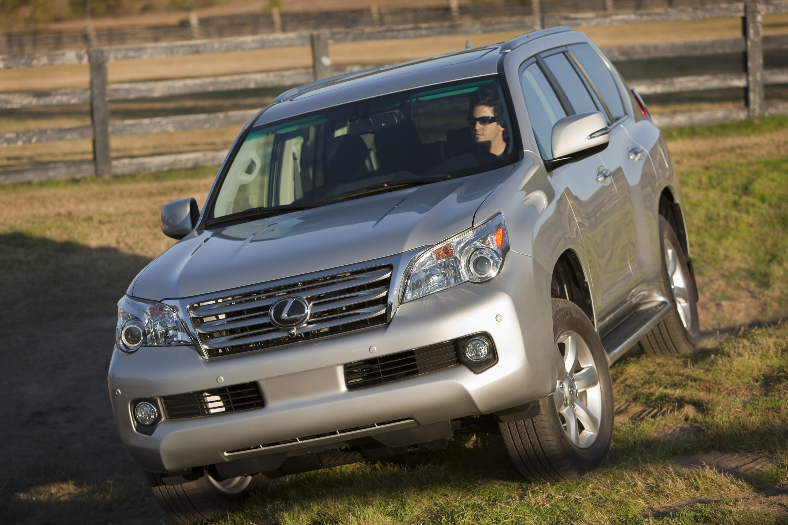 Lexus GX 2000