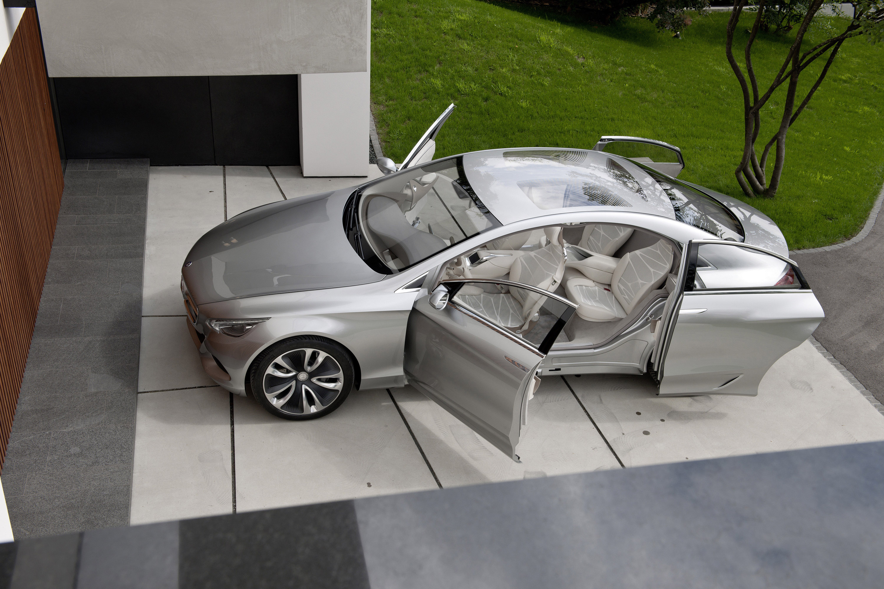 Mercedes Benz f800 Style
