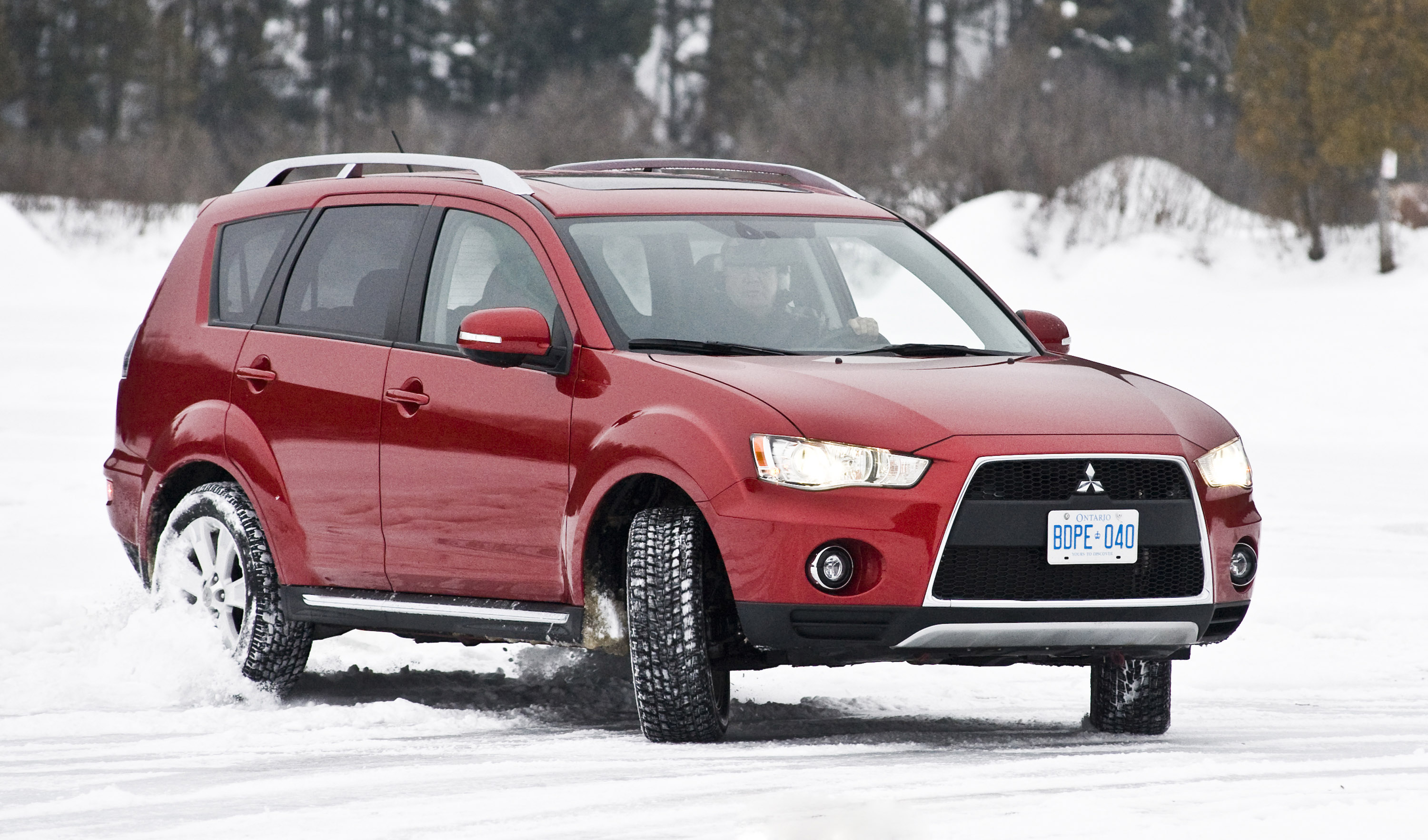 Мицубиси аутлендер хл 2010. Mitsubishi Outlander XL. Mitsubishi Outlander XL 2010. Mitsubishi Outlander 2 XL. Mitsubishi Outlander XL 2.4.