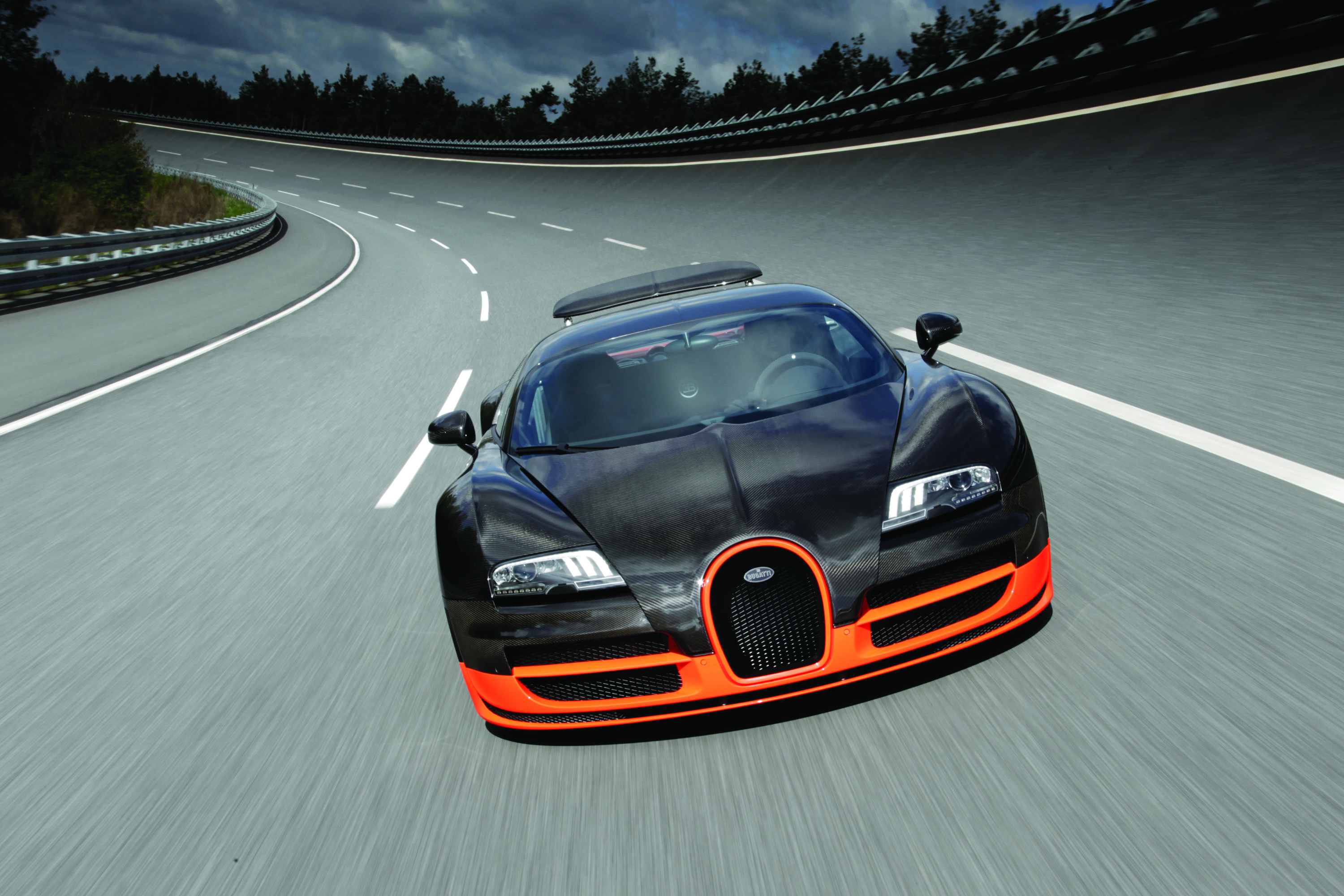 Крутые и быстрые машины. Bugatti Veyron 16.4 super Sport 2010. Машина Bugatti Veyron 16.4 Supersport. Машина Bugatti Veyron super Sport. Бугатти Вейрон 2010.