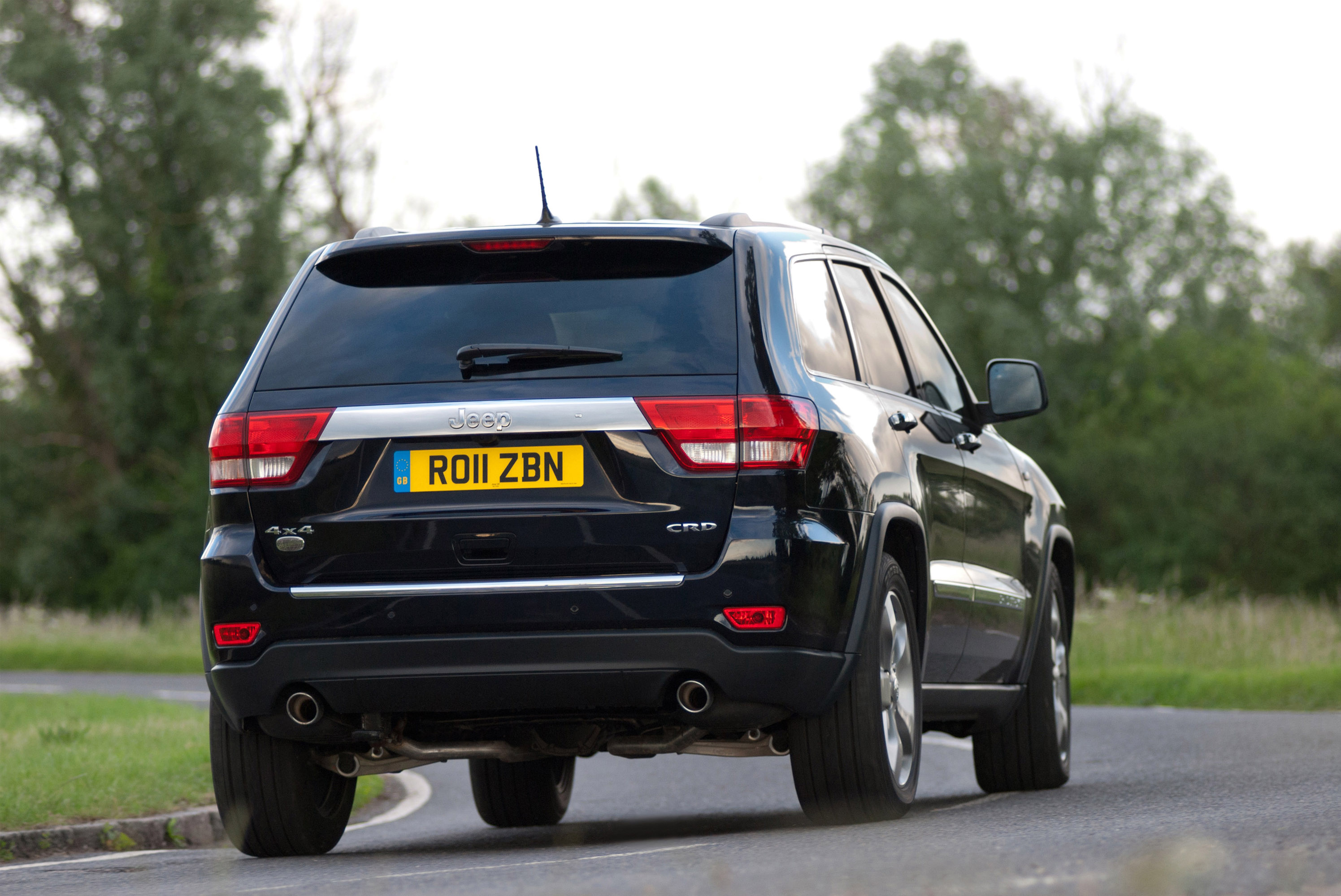 Гранд чероки задний. Jeep Grand Cherokee 2011. Джип Гранд Чероки 2011 года.