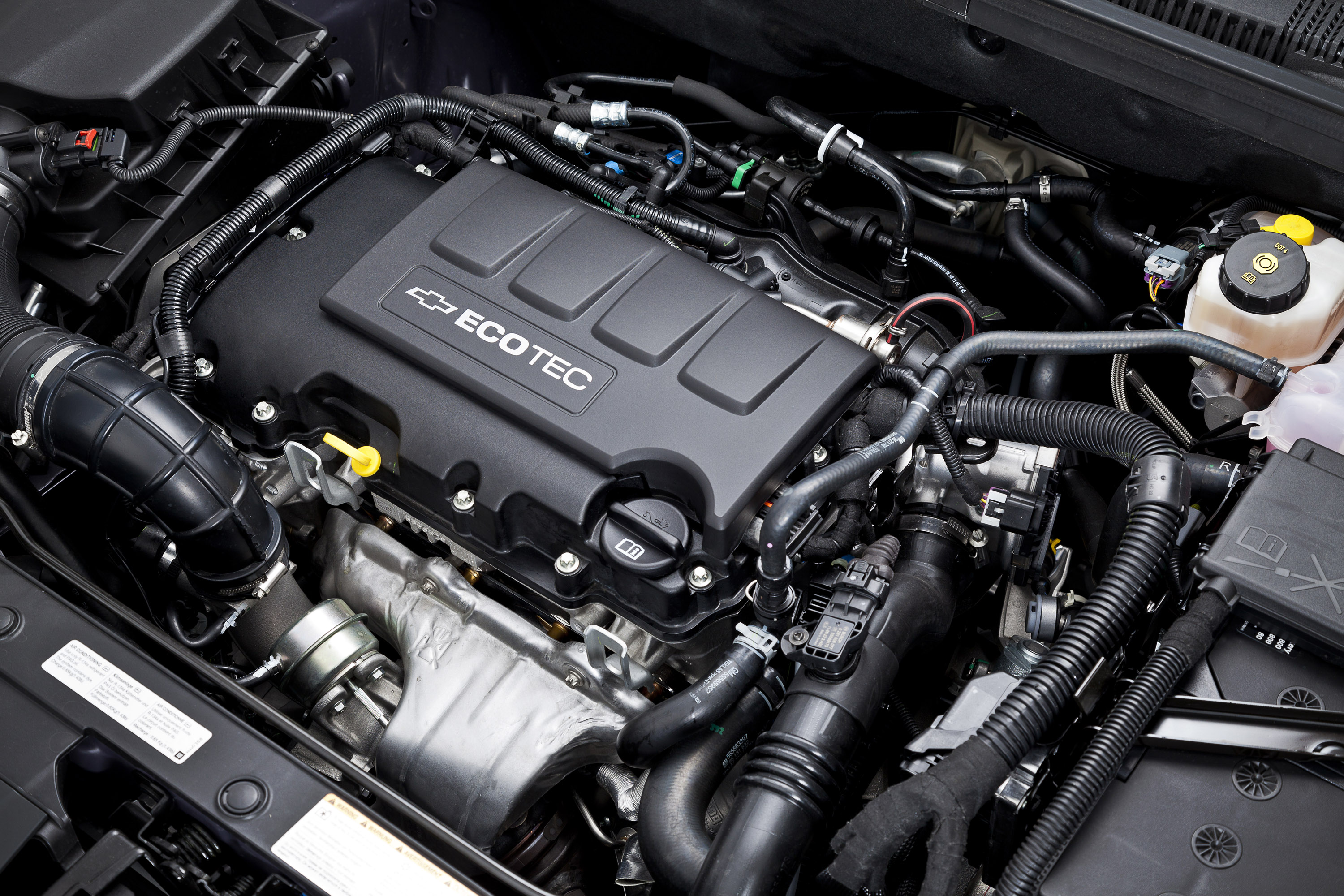 Двигатель круз. Мотор Шевроле Круз 1.8. ДВС Шевроле Круз 1.8. Chevrolet Cruze мотор 1.6. Двигатель Шевроле Круз 1.6 109.