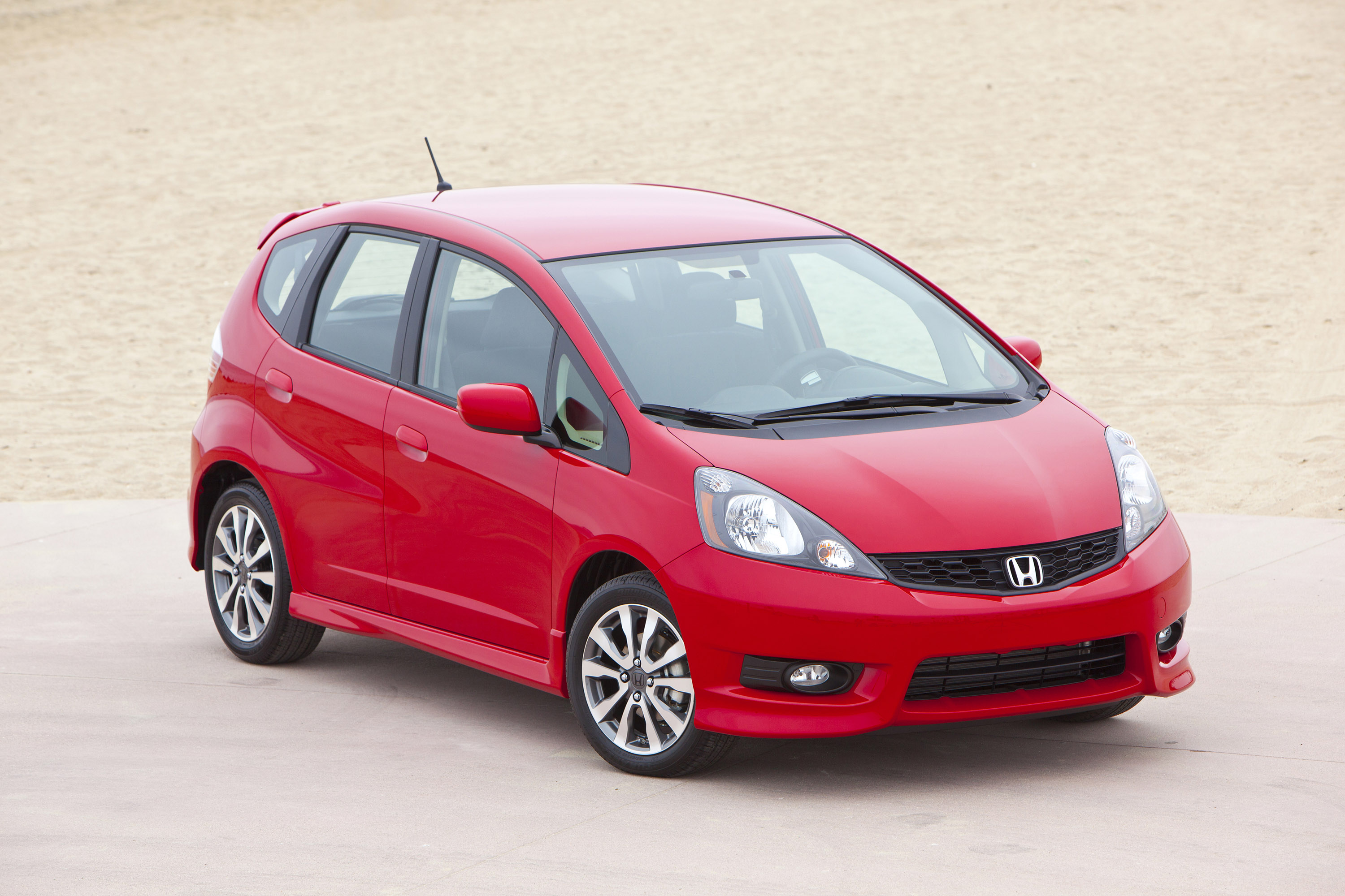 Хонда фит ру. Honda Fit. Honda Fit Sport 2008. Honda Fit 2012. Honda Fit Honda Fit.