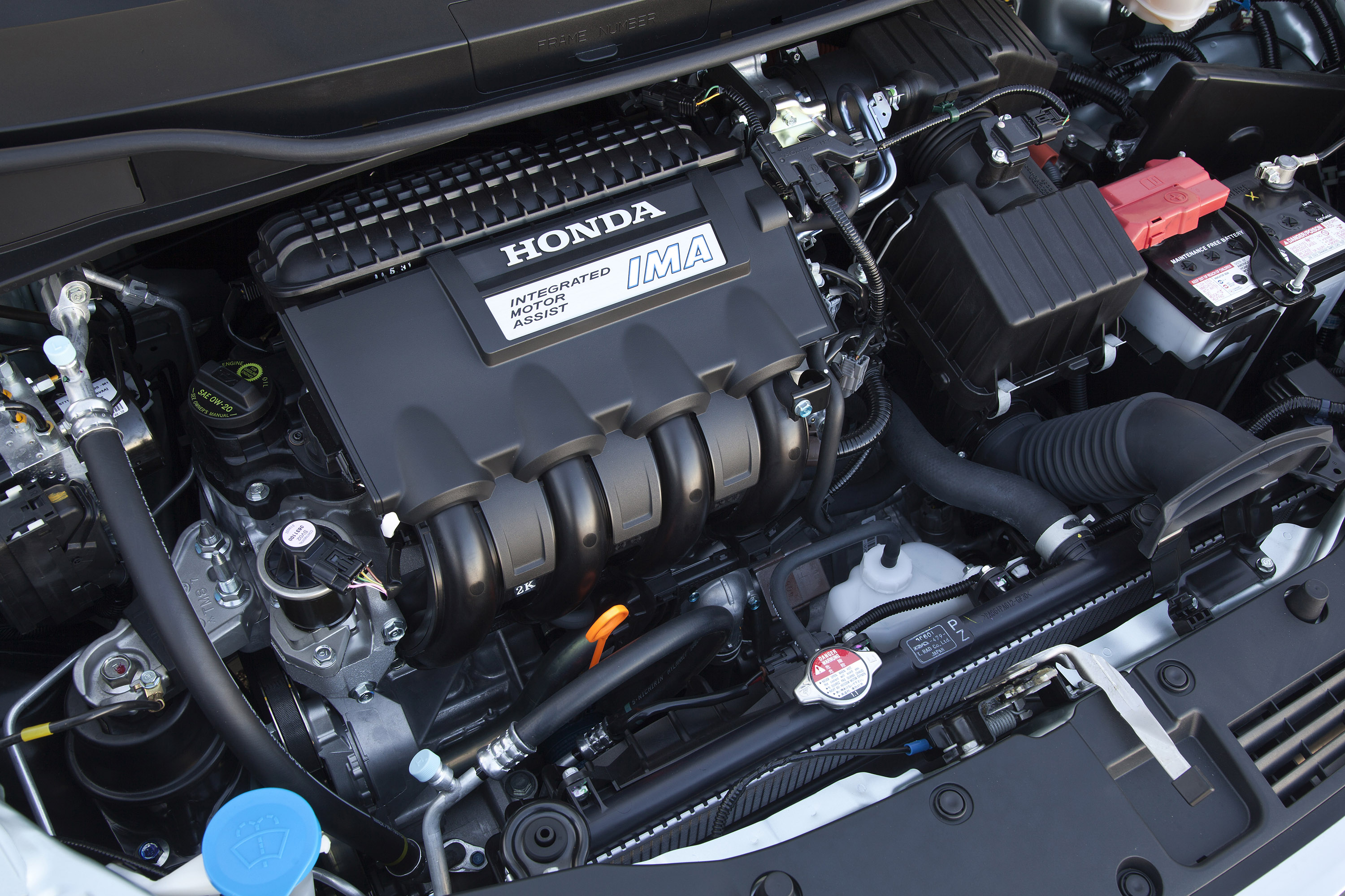 Honda ze2. Honda Insight ze2. Honda Insight двигатель. Двигатель Хонда Инсайт 1.3. Двигатель Хонда Инсайт 2009.
