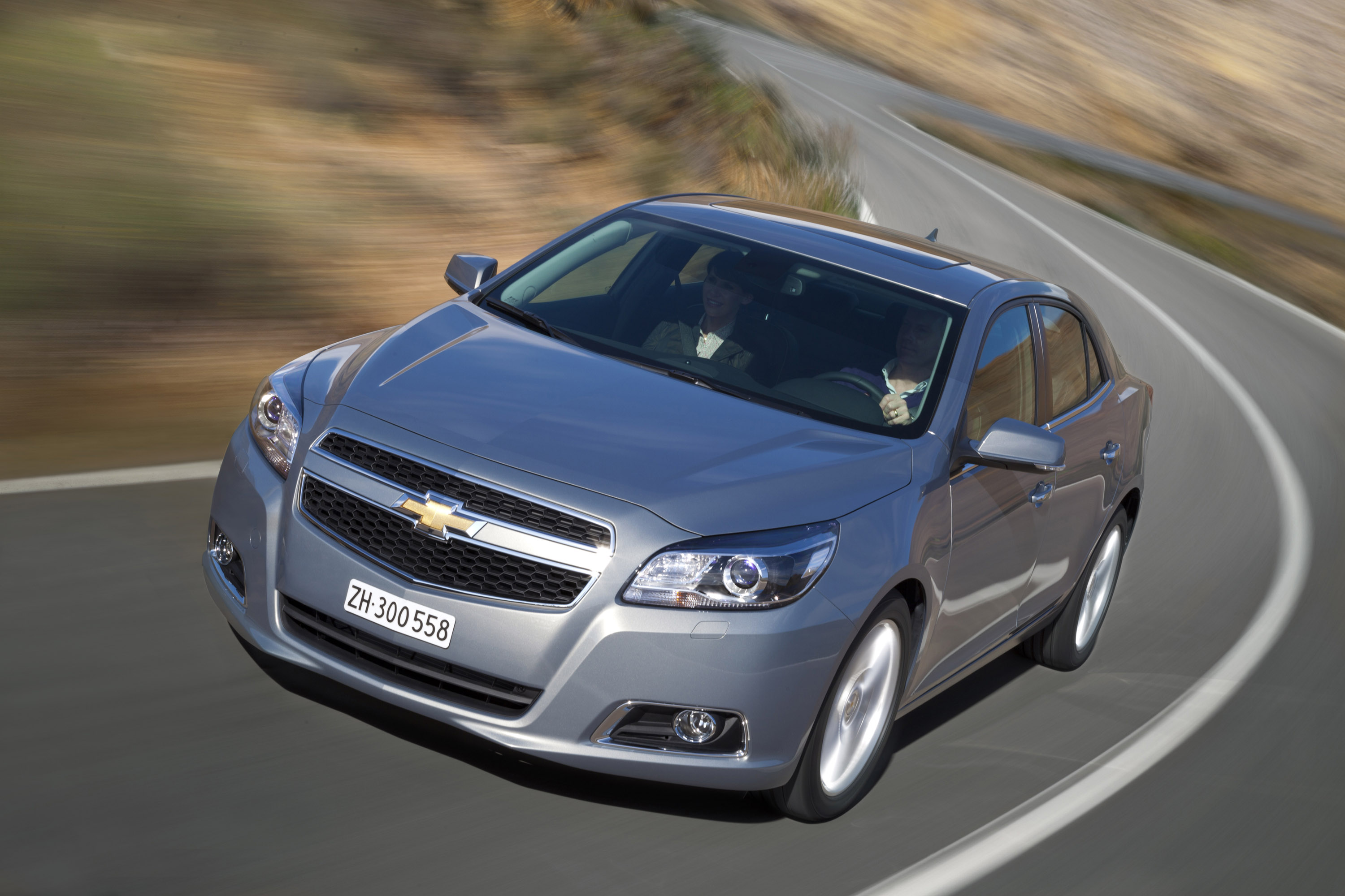 Как называется иномарка. Шевроле седан 2023. Шевроле Малибу 2012. Chevrolet Malibu 2022. Машина Шевроле седан 2012г.