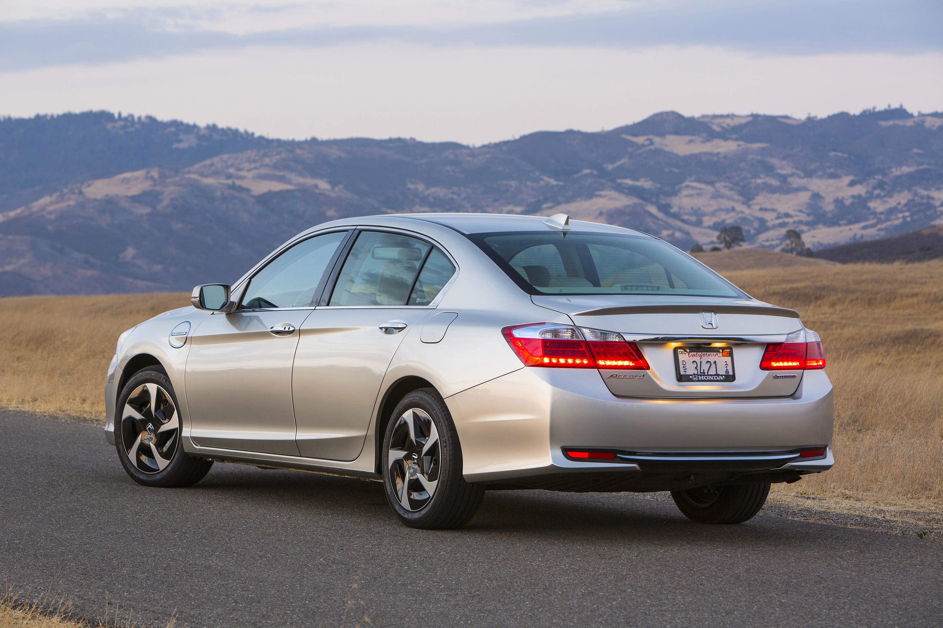 Honda ascot. Honda Accord Hybrid 2014. Honda Accord Hybrid 2015. Honda Accord 9 2015. Honda Accord 2013.