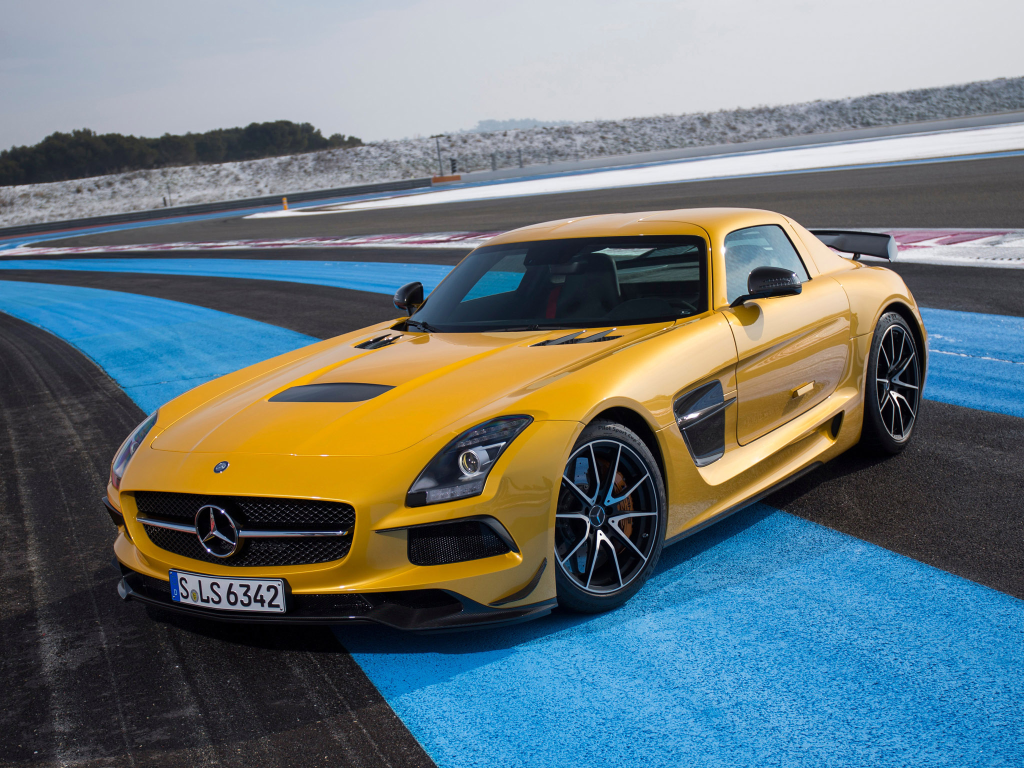 Mercedes Benz Спорткар