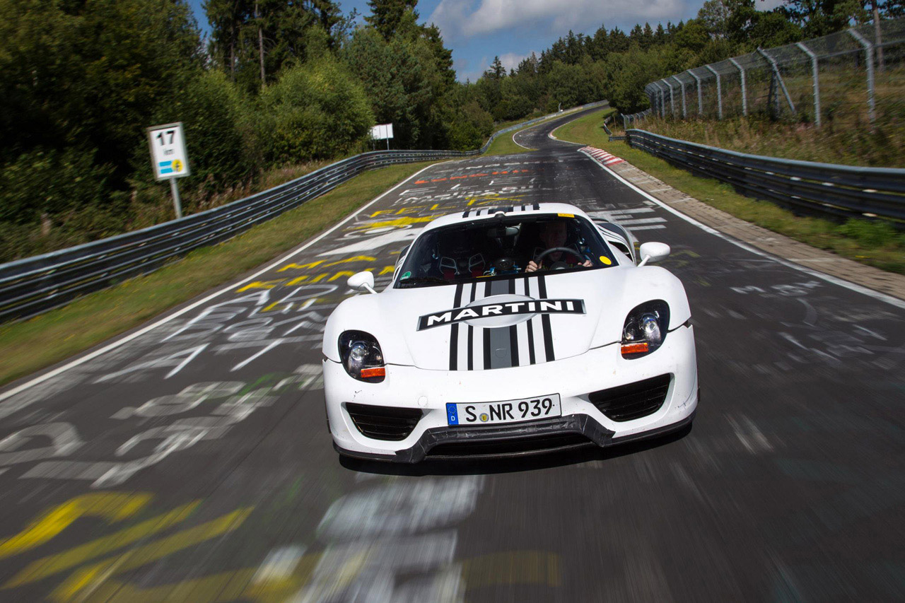 Порше 918 гоночный