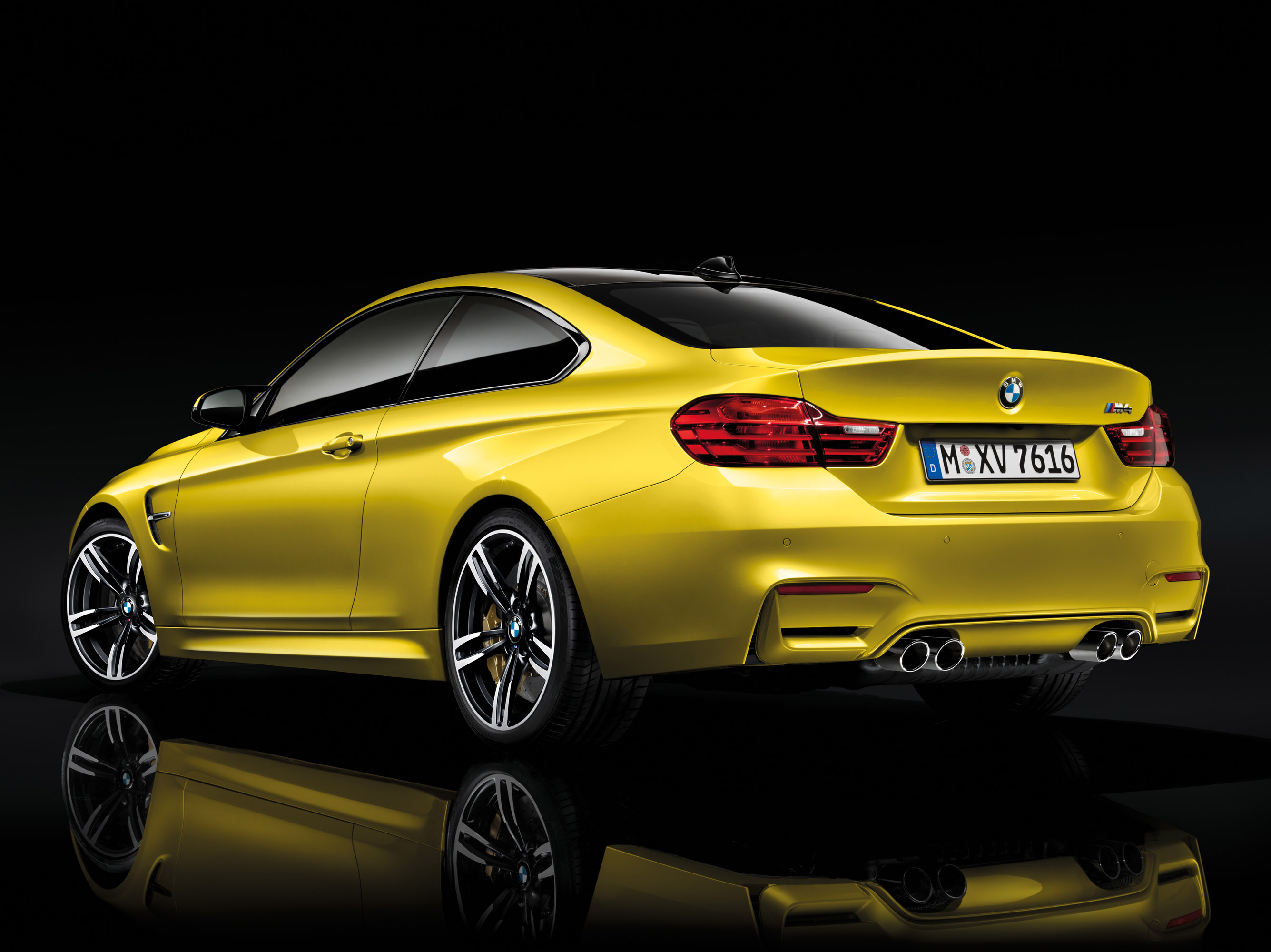 Bmw m4 coupe. BMW m4 Coupe 2014. BMW m4 2015. BMW m4 Coupe f82.