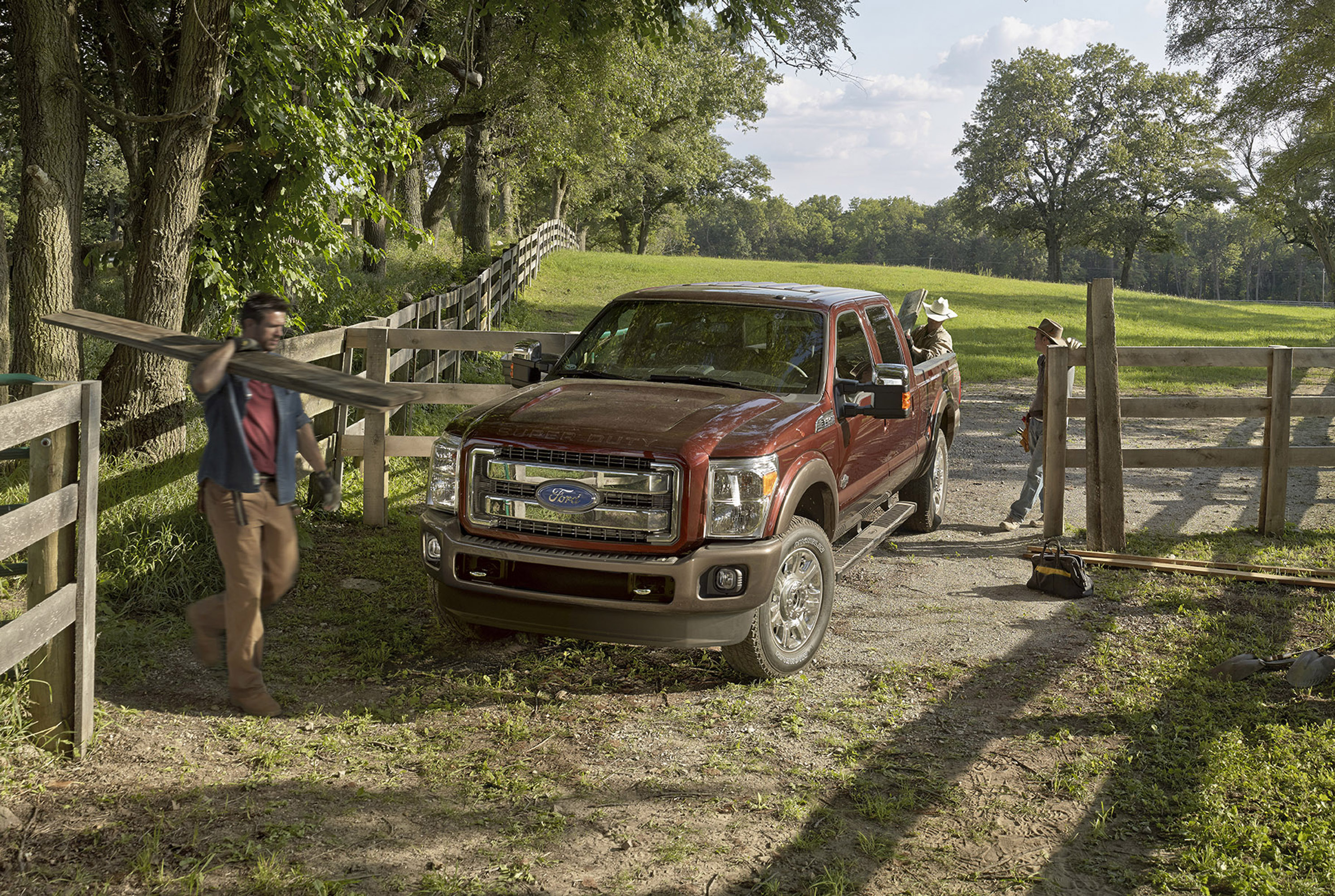 Пикап в деревне. Ford f250 super Duty 2015. Форд джип f250. Форд f-150 пикап фермер. Ford f-Series (f-250.