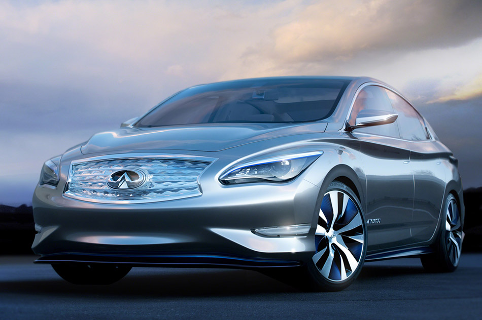 2012 Infiniti LE Concept Front Angle