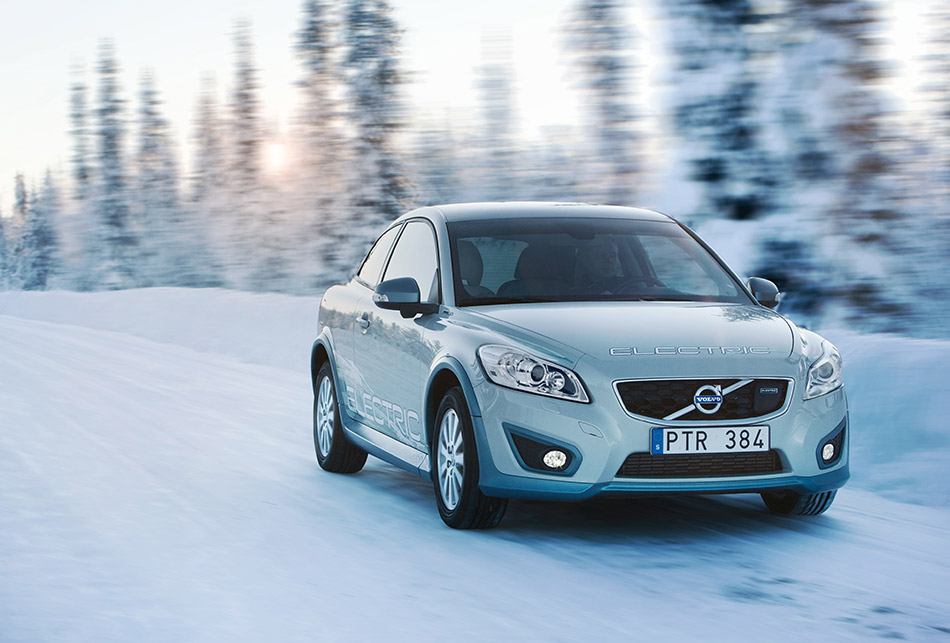 2012 Volvo C30 Electri Front Angle