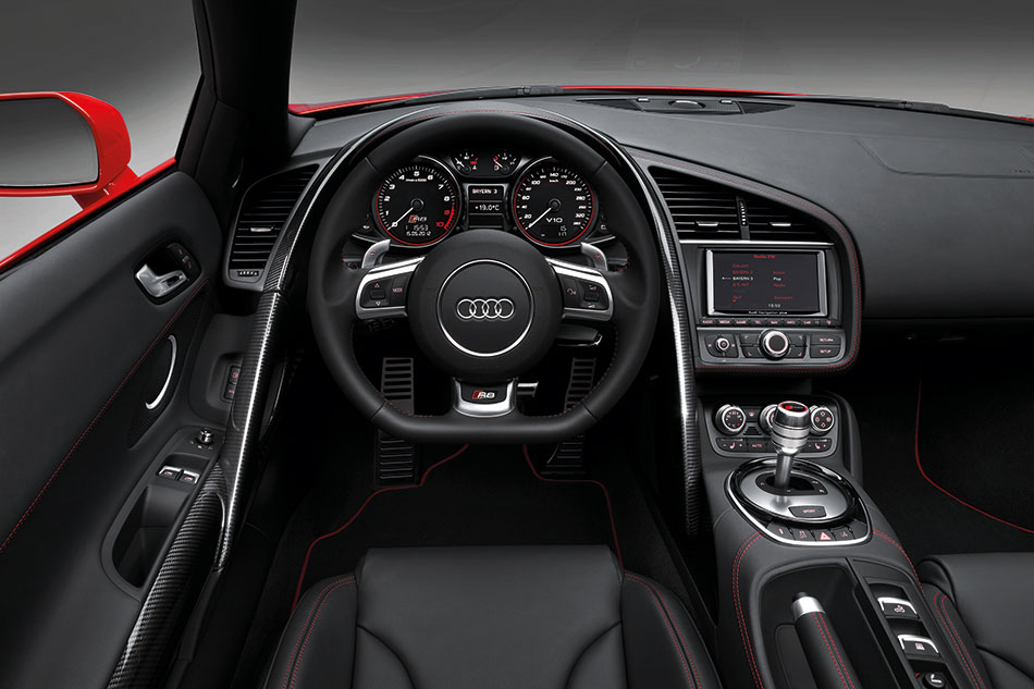 2013 Audi R8 Interior