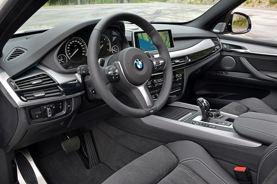 2013 BMW X5 M50d Interior