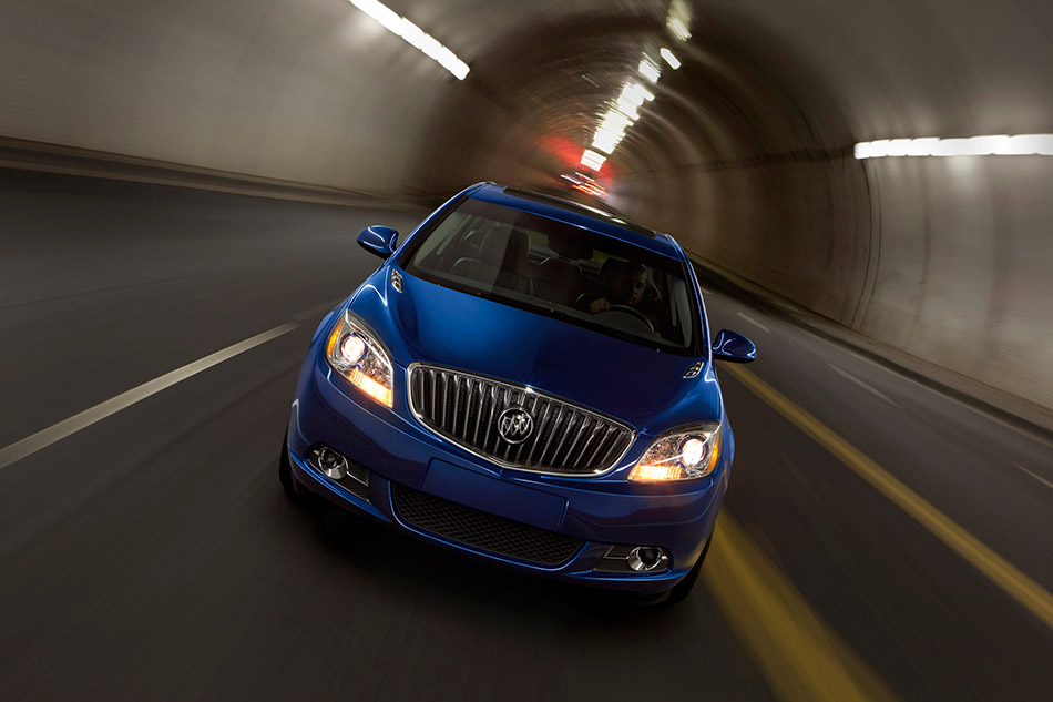 2013 Buick Verano Turbo Front Angle