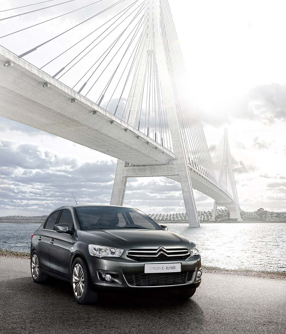 2013 Citroen C-Elysee Front Angle