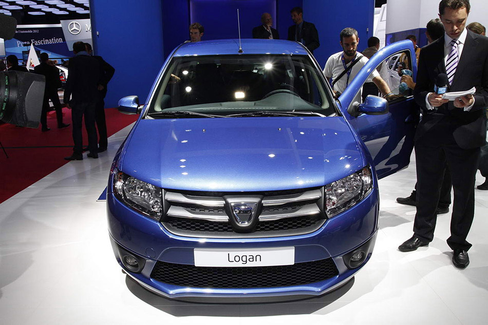  2013 Dacia Logan & Sandero Front