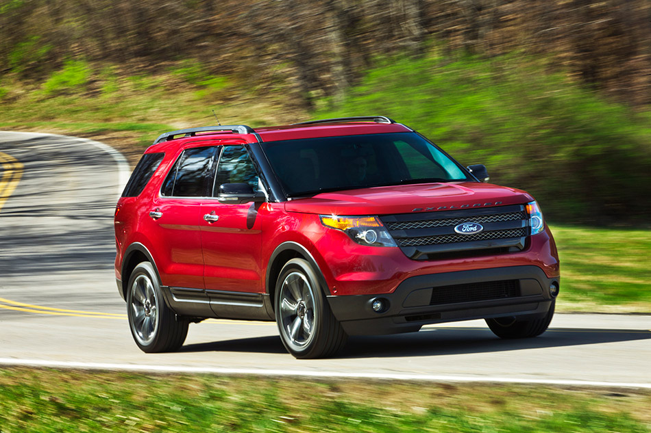 2013 Ford Explorer Sport Front Angle