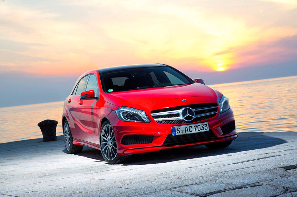 2013 Mercedes A-Class Front Angle