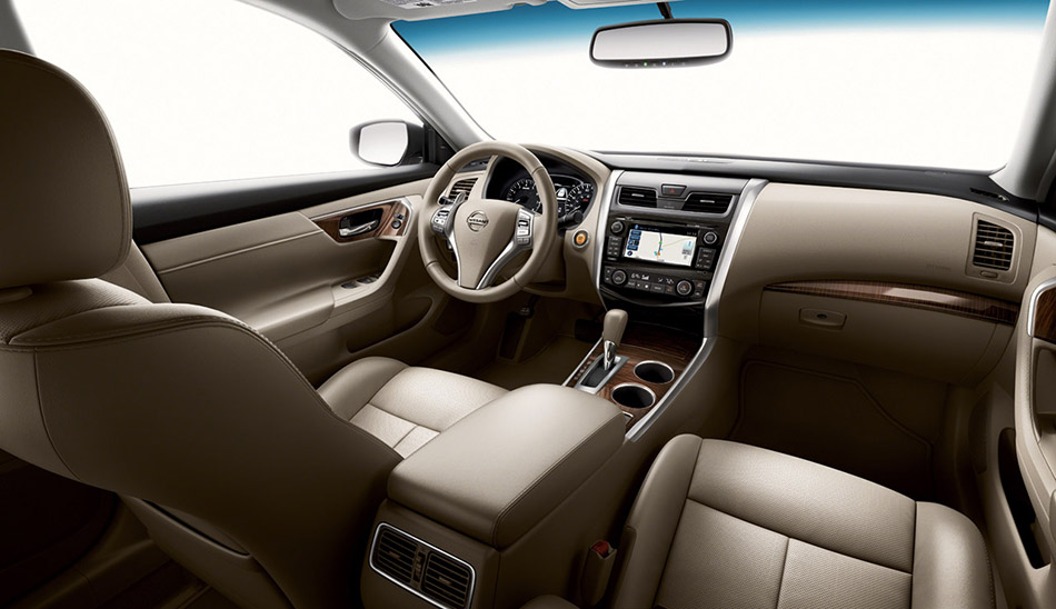 2013 Nissan Altima Interior