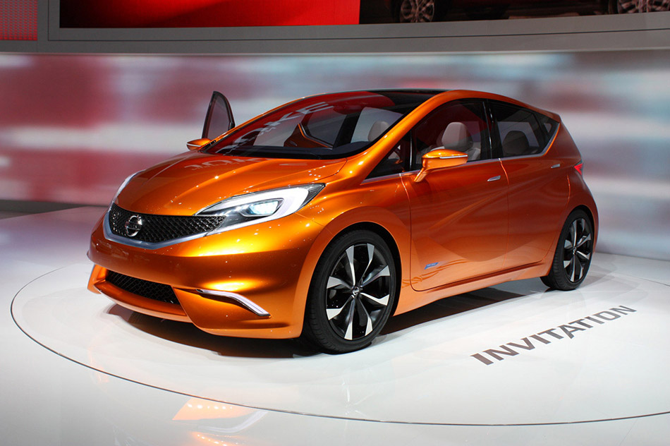 2013 Nissan Invitation Concept Side