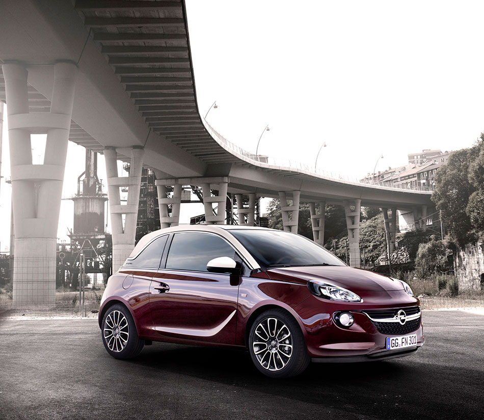 2013 Opel Adam Front Angle