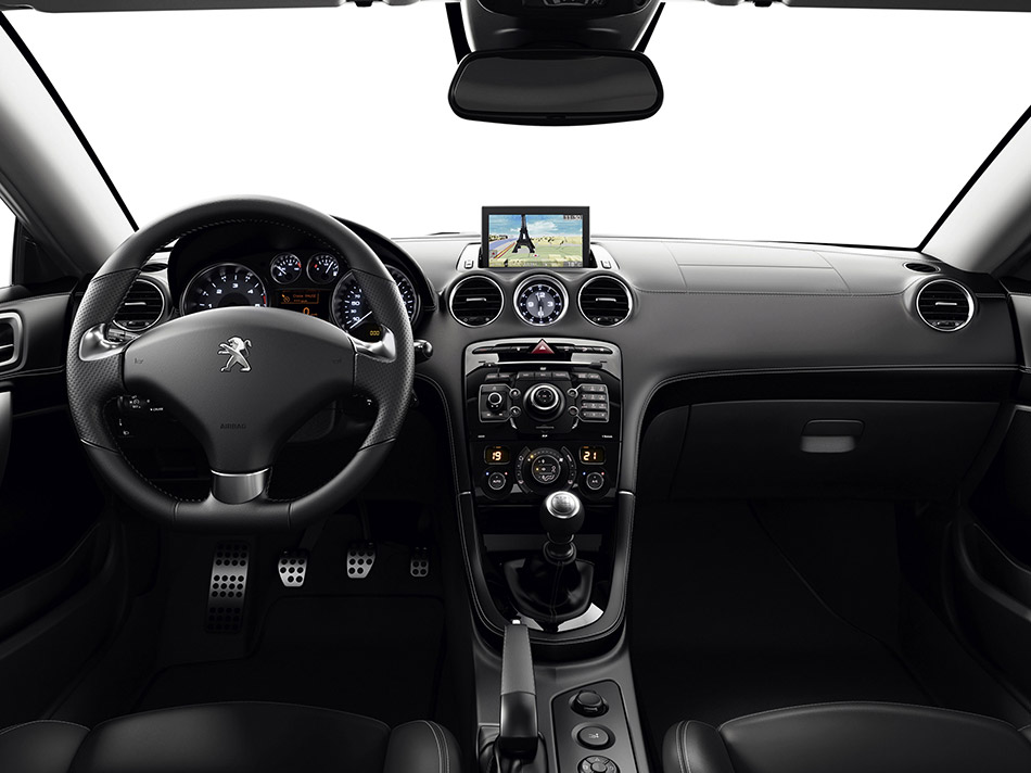 2013 Peugeot RCZ Interior