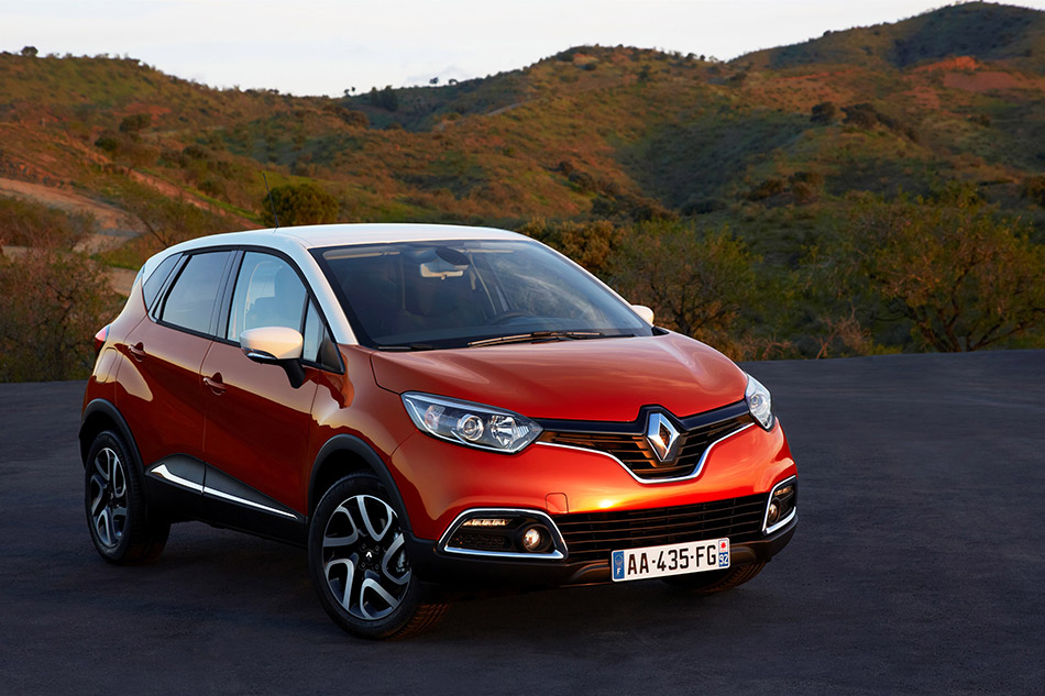 2013 Renault Captur Front Angle