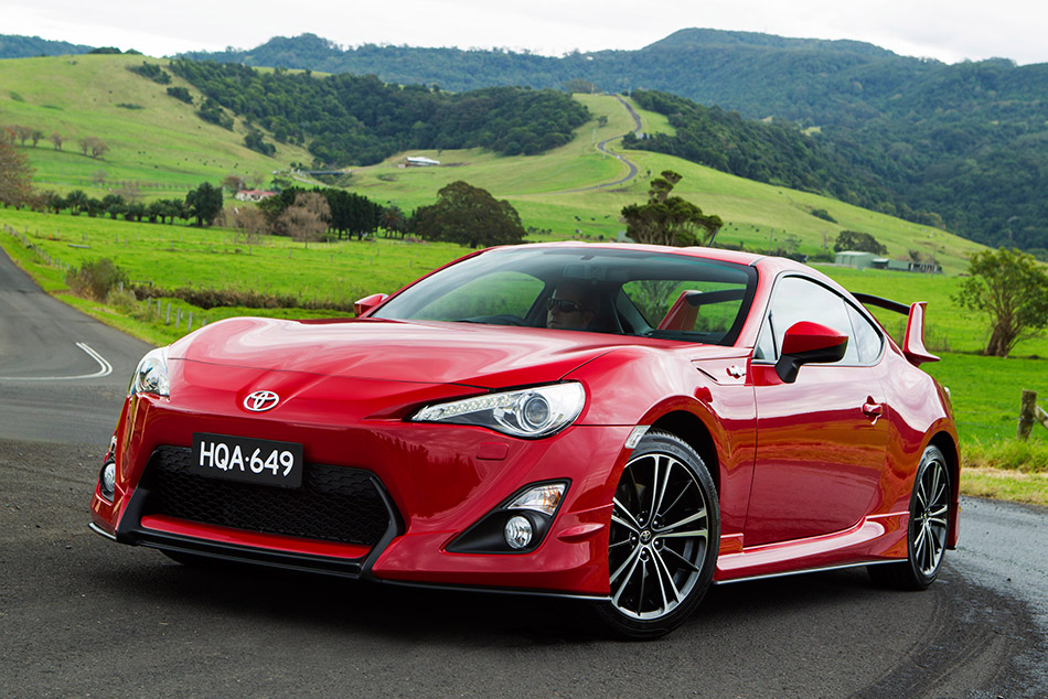 2013 Toyota GT86 Front Angle