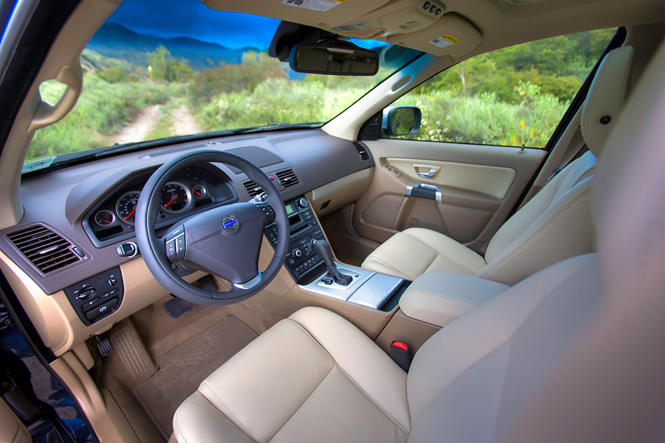 2013 Volvo XC90 Interior