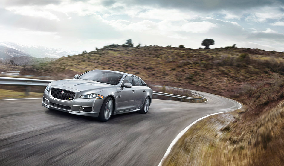 2014 Jaguar XJR Front Angle