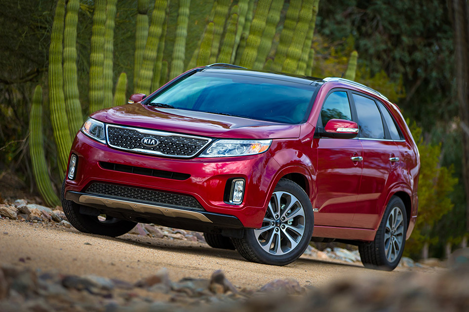 2014 Kia Sorento Front Angle