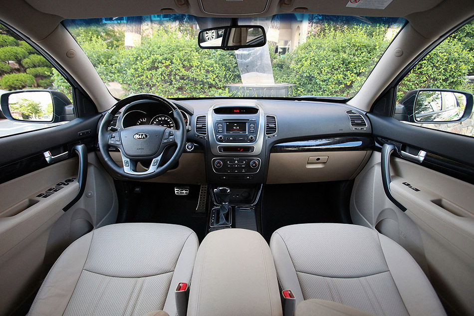 2014 Kia Sorento Interior