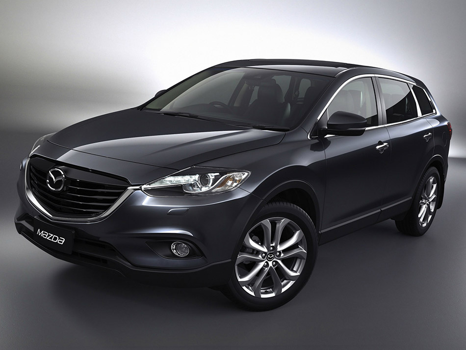 2014 Mazda CX-9 Front Angle