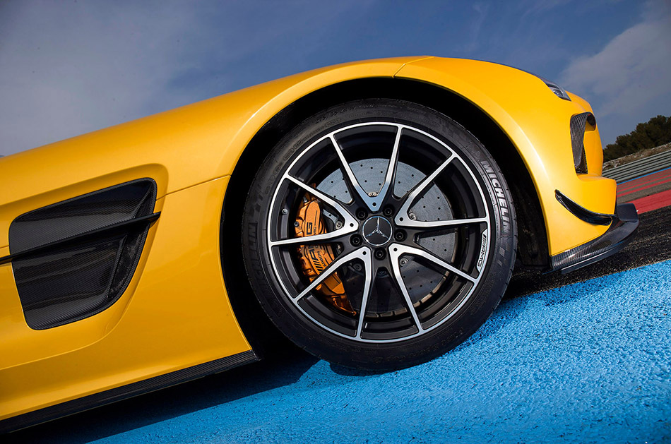 2014 Mercedes-Benz SLS AMG Black Series Brake