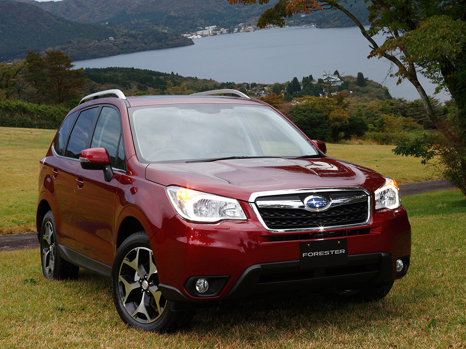 2014 Subaru Forester Front Angle