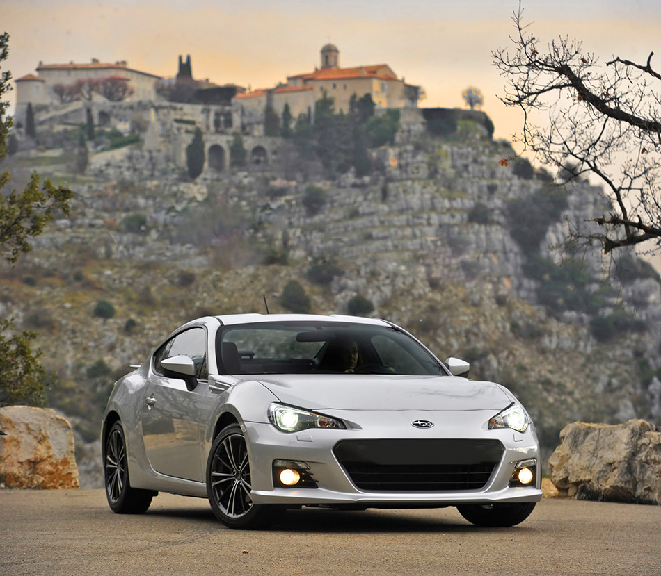 2014 Subaru BRZ Front Angle