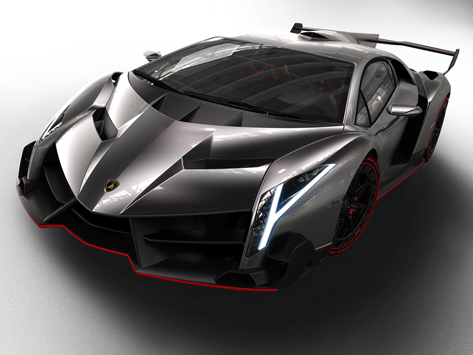 2015 Lamborghini Veneno Front Angle