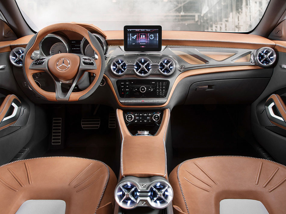 2015 Mercedes-Benz Concept GLA-Class Interior