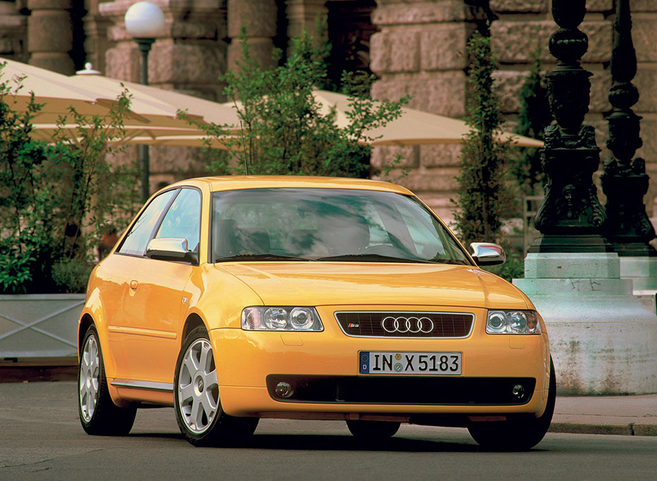 2002 Audi S3 Front Angle