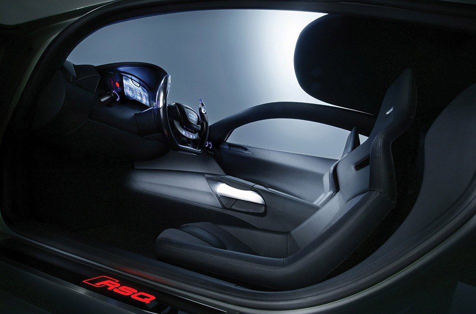 2004 Audi RSQ Interior