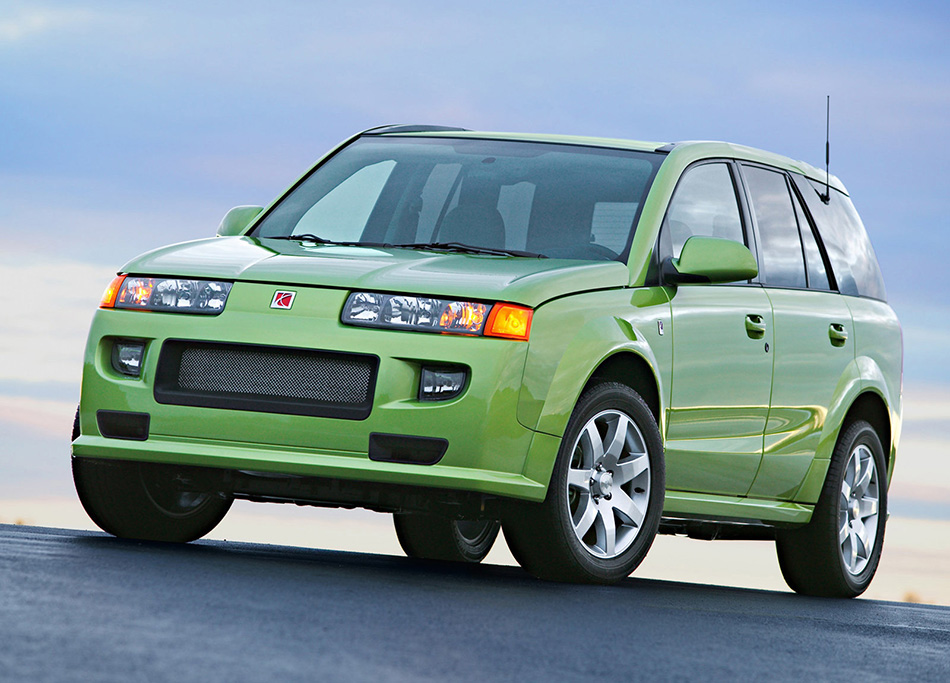 2004 Saturn Vue Red Line Front Angle