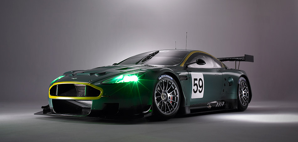 2005 Aston Martin DBR9 GT Front Angle