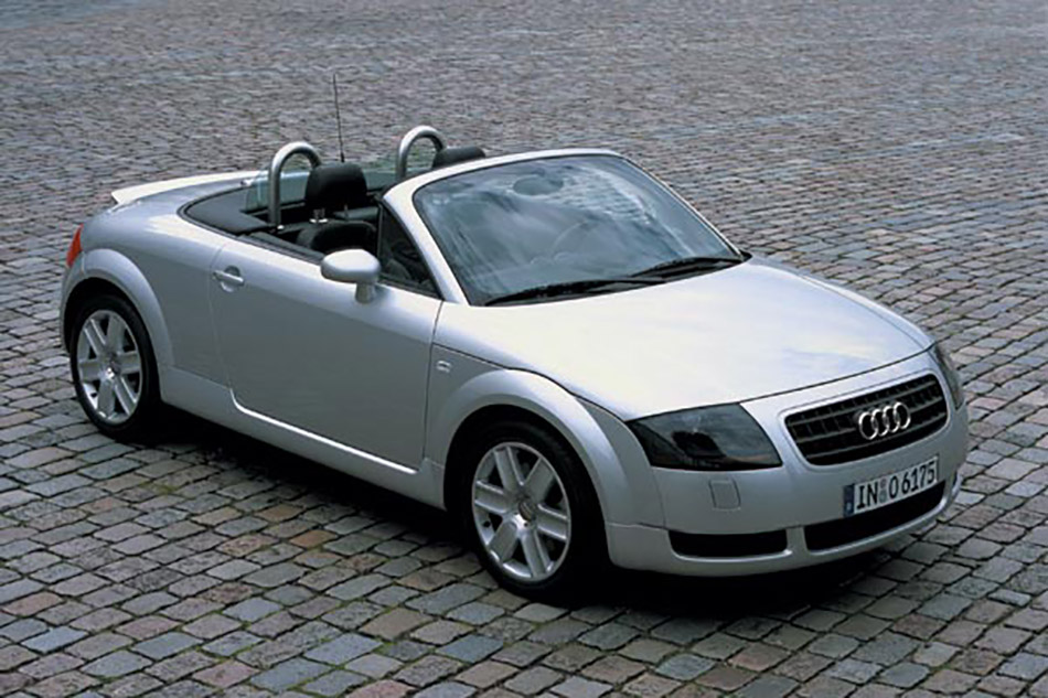 2005 Audi TT 6-Speed TipTronic Front Angle