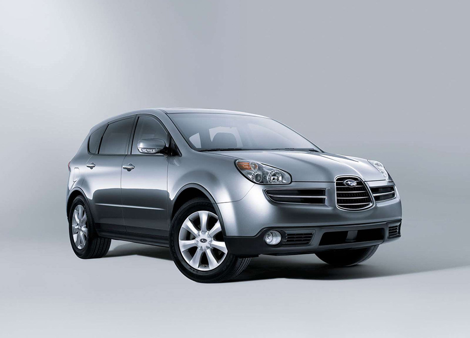 2006 Subaru B9 Tribeca Front Angle